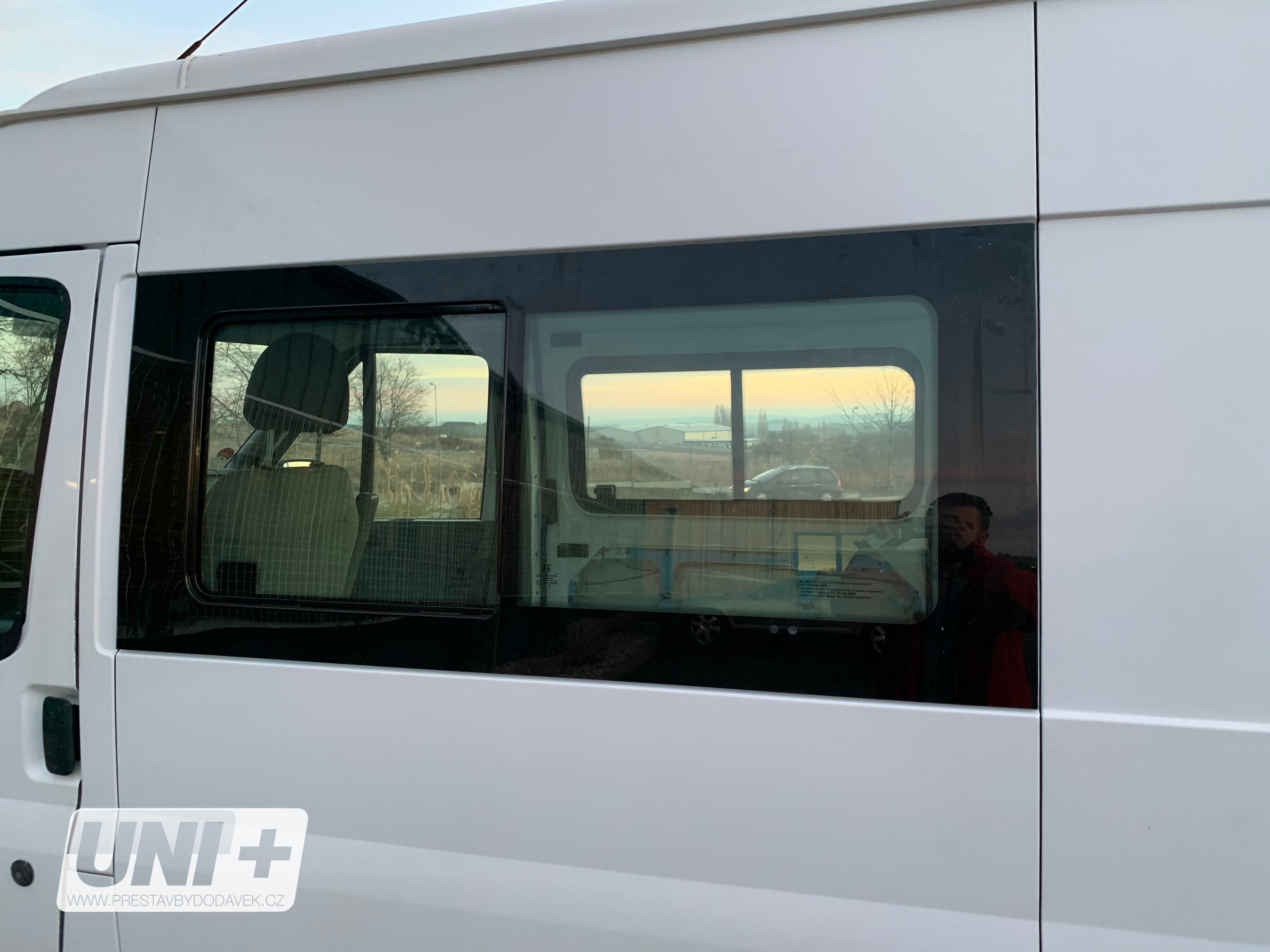 Boční levé posuvné okno - Ford Transit MK7 (V347/V348)