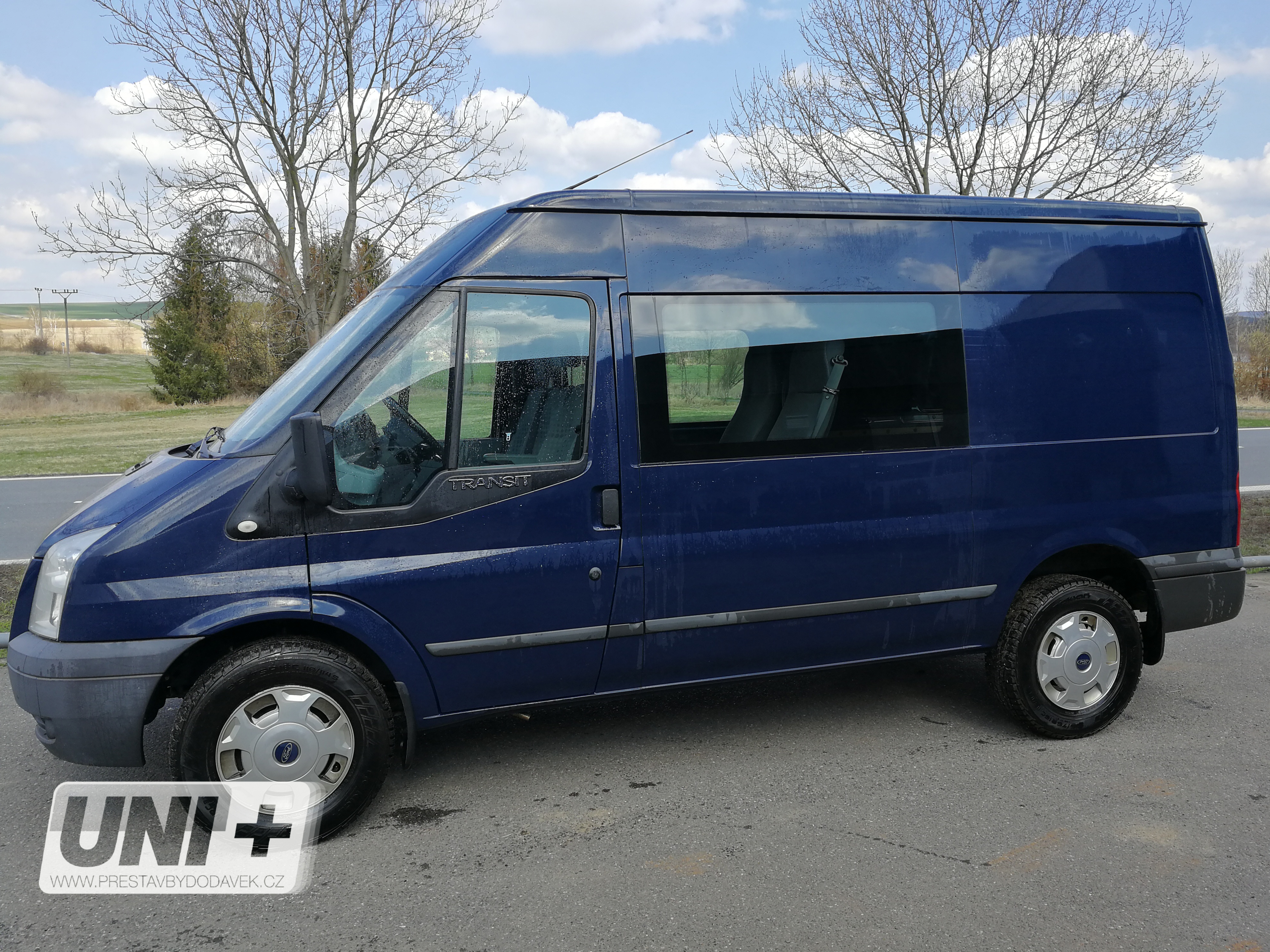Boční pravé pevné okno - lepené Ford Transit 2001-2014 MWB, LWB