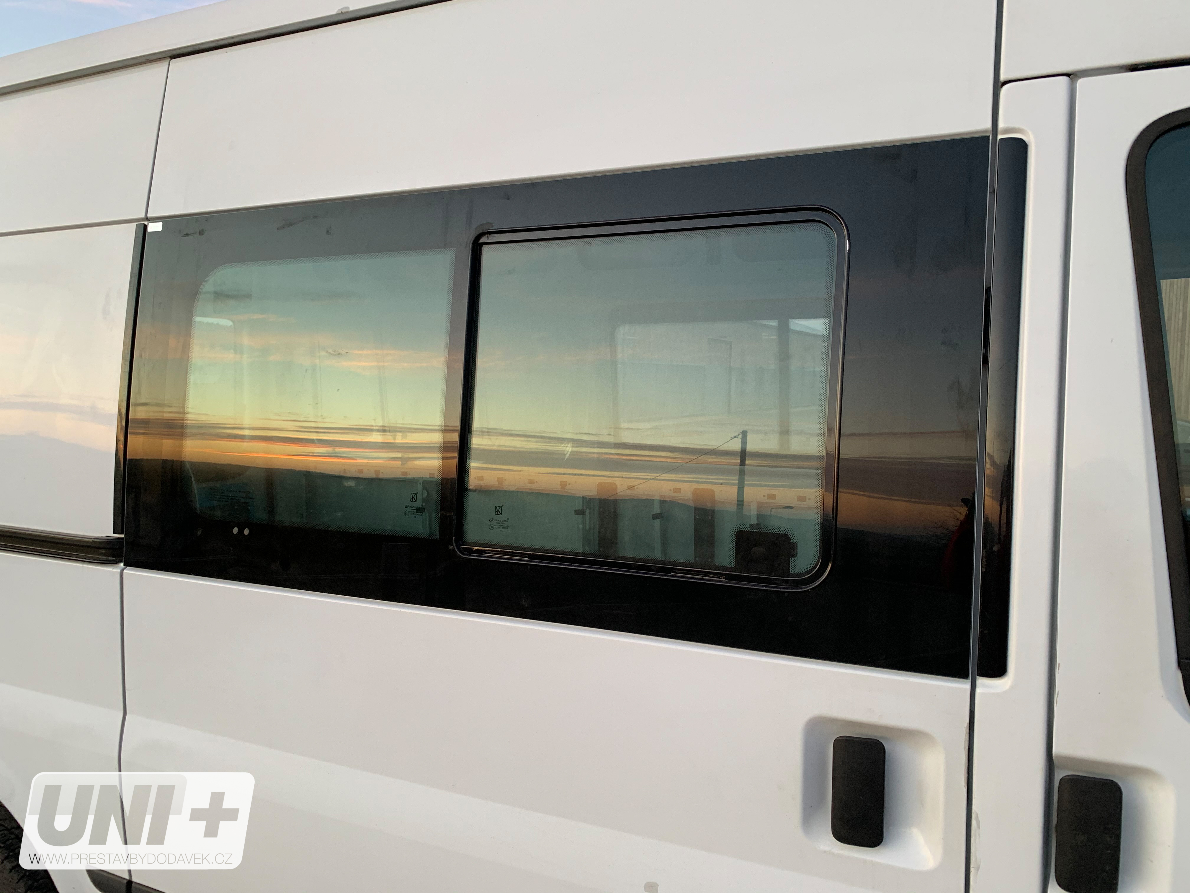 Boční pravé posuvné okno - Ford Transit MK7 (V347/V348)
