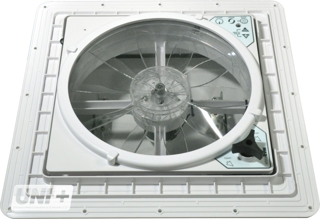 Střešní ventilátor Roof Fan MaxxFan Deluxe | smoke