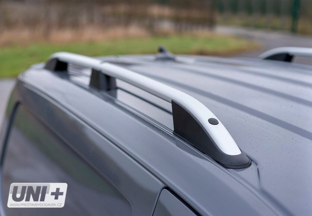 Omtec podélné střešní nosiče stříbrné - Volkswagen Caddy V, Ford Connect SB