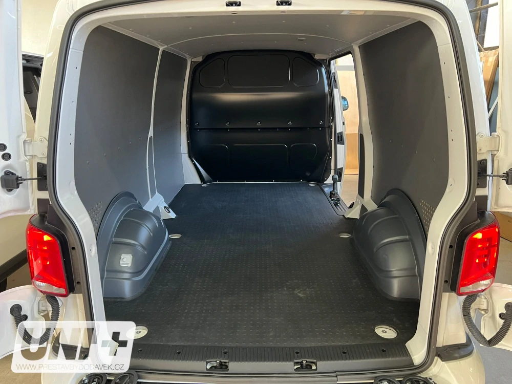 Kryty podběhů Volkswagen Transporter T5 & T6 Long | 2003-2024