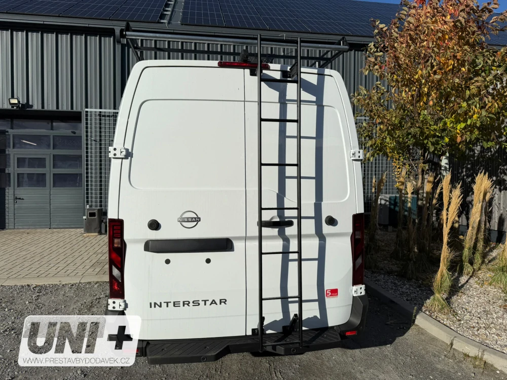 Žebřík pro Renault Master / Nissan Interstar H2 24-, na zadní dveře, CRUZ