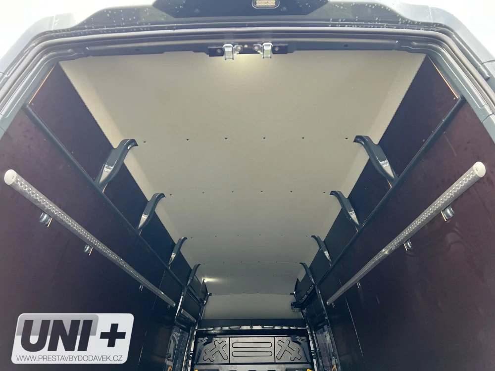 Stropní deska - polypropylen Iveco Daily 18m³