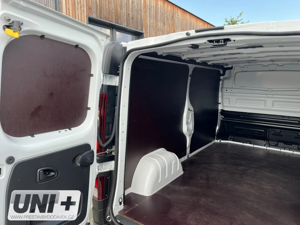 Obložení bočních stěn - překližka 4 mm Renault Trafic X82, Nissan Primastar X82 | L2H1
