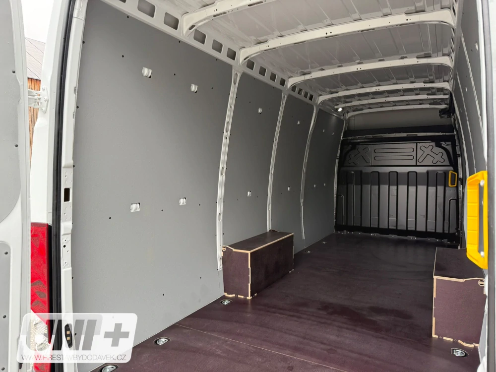 Obložení bočních stěn - polypropylen IP 4 mm Iveco Daily (16 m³)