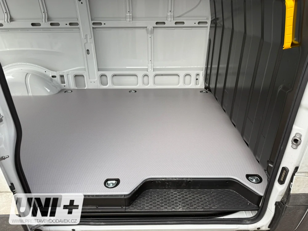 Podlaha- překližka 12 mm HEXA Iveco Daily (3540 mm jednomontáž)