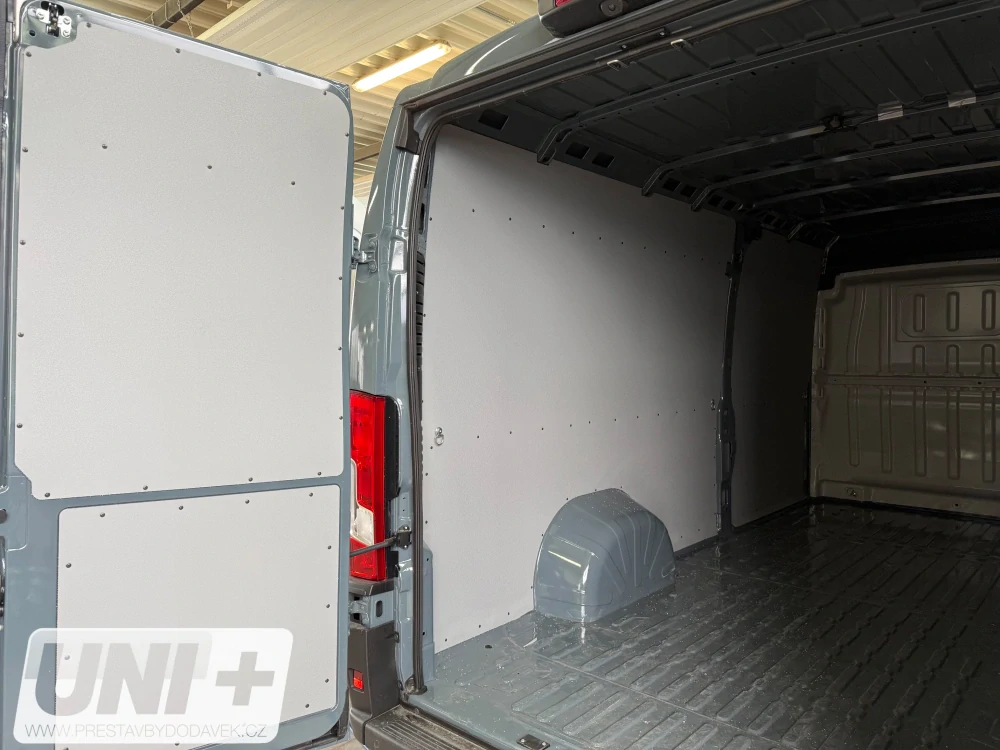 Obložení bočních stěn - polypropylen IP 4 mm Citroen Jumper, Peugeot Boxer, Fiat Ducato X250/X290 | L4H2