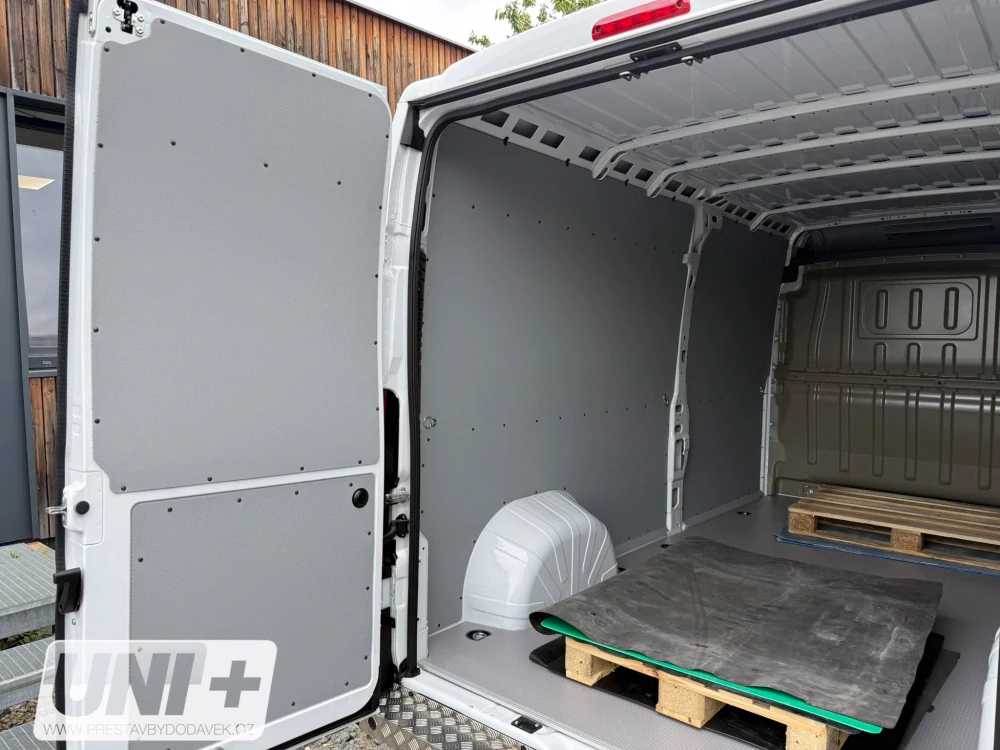 Obložení bočních stěn - polypropylen IP 4 mm Citroen Jumper, Peugeot Boxer, Fiat Ducato X250/X290 | L3H2