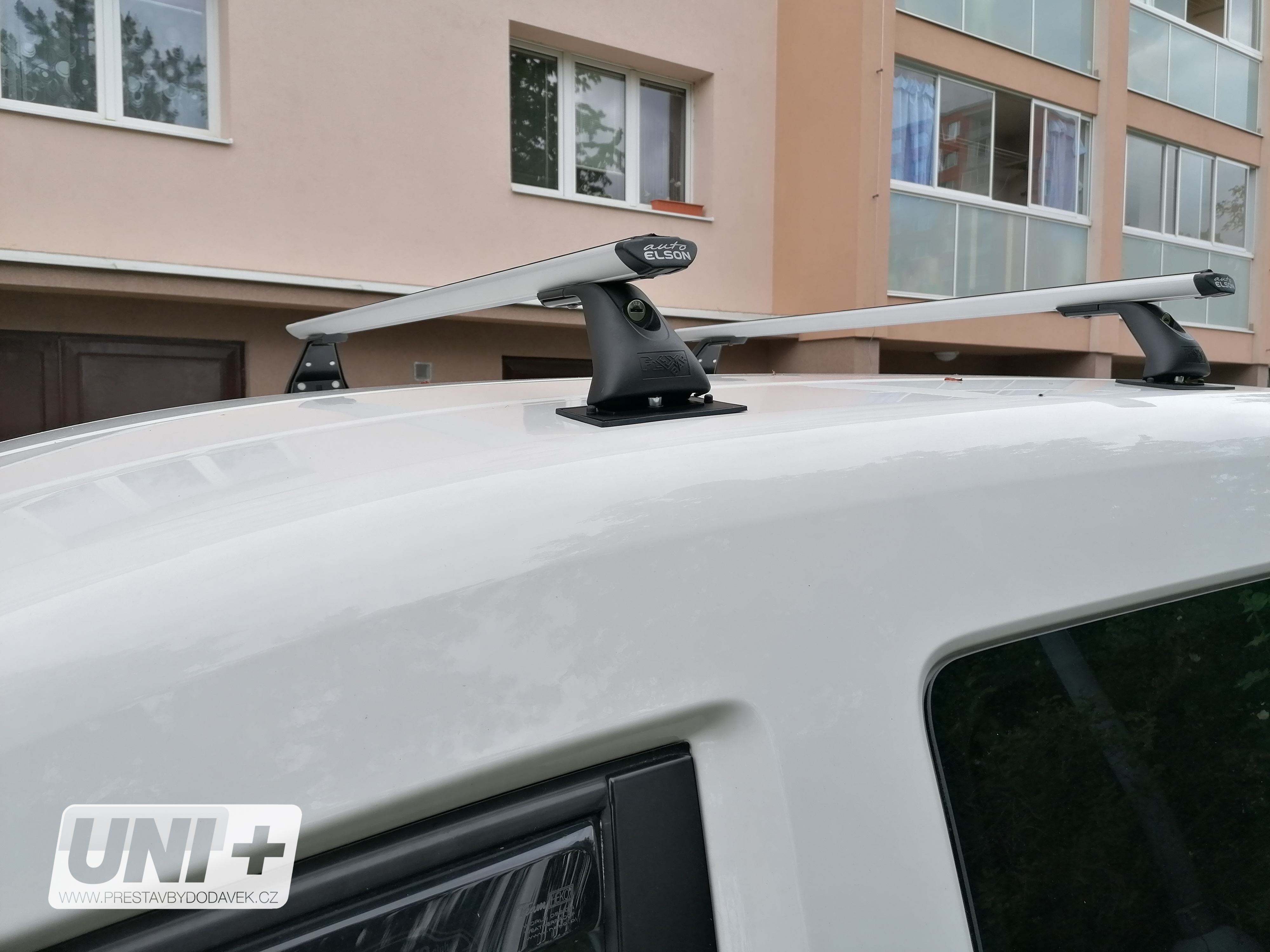 Střešní nosič FLEXBAR s hliníkovými tyčemi pro VOLKSWAGEN CADDY