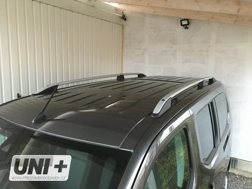 Omtec podélné střešní nosiče stříbrné – Citroen Berlingo / Peugeot Partner / Opel Combo / Toyota PROACE CITY | krátká verze