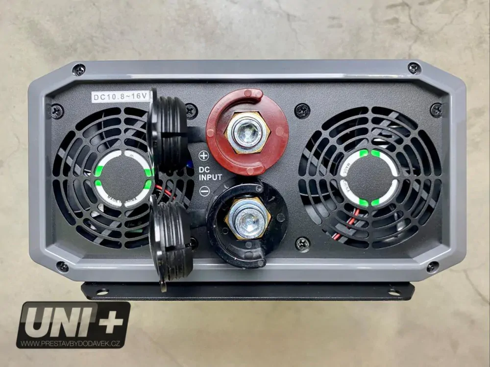 Měnič napětí EPever IPower Plus 1000W 12V