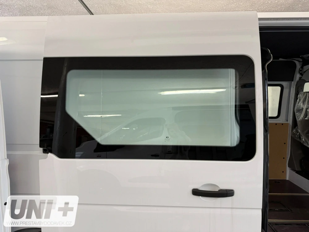 Boční pravé pevné okno L2, L3 a L4 | Renault Master / Nissan Interstar / Opel Movano