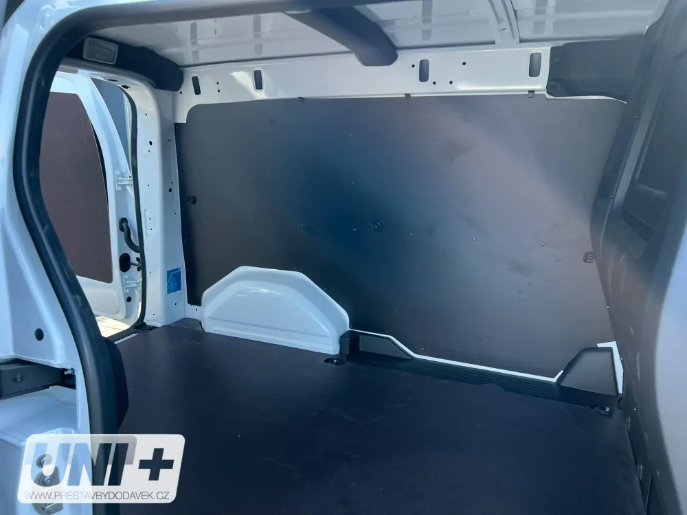 Obložení bočních stěn - překližka 4 mm Renault Kangoo | (L2 3,62 m³)