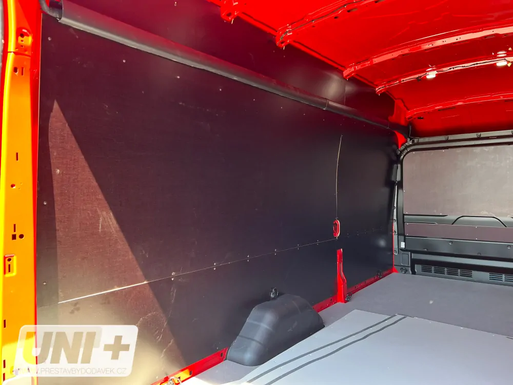 Obložení bočních stěn - překližka 4 mm Ford Transit L4H3