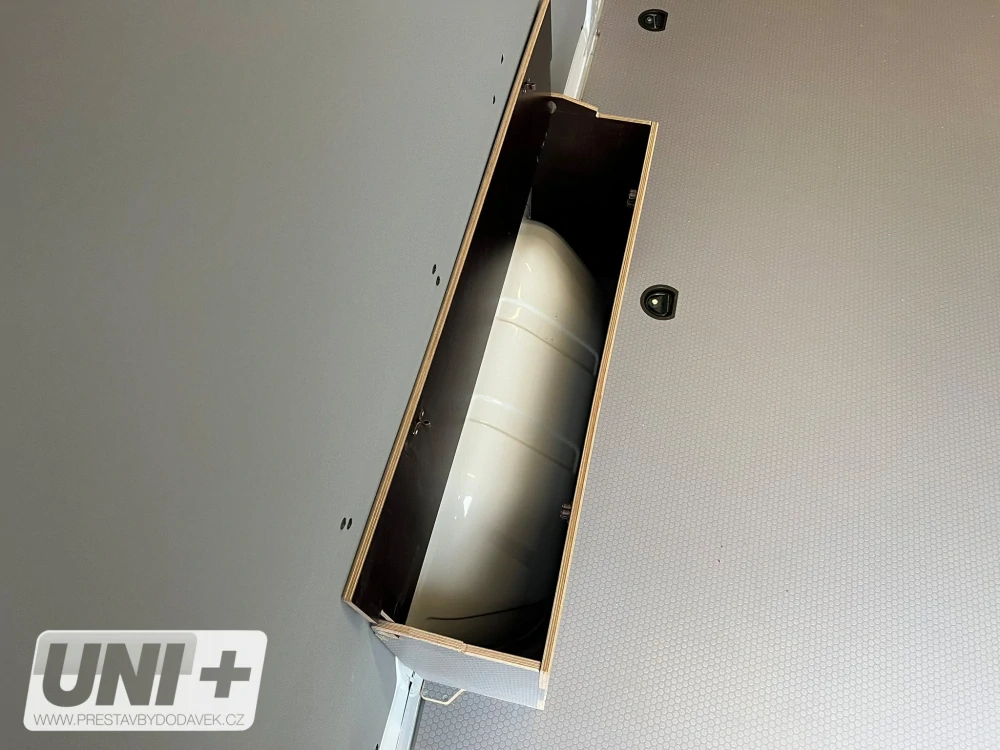 Kryty podběhů s pantem - překližka HEXA Renault Master, Nissan Interstar XDD