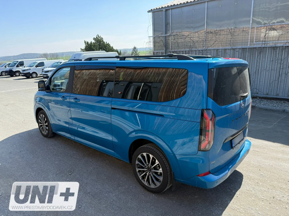 Omtec podélné střešní nosiče černé - Ford Transit Custom V710 L2 (LWB)