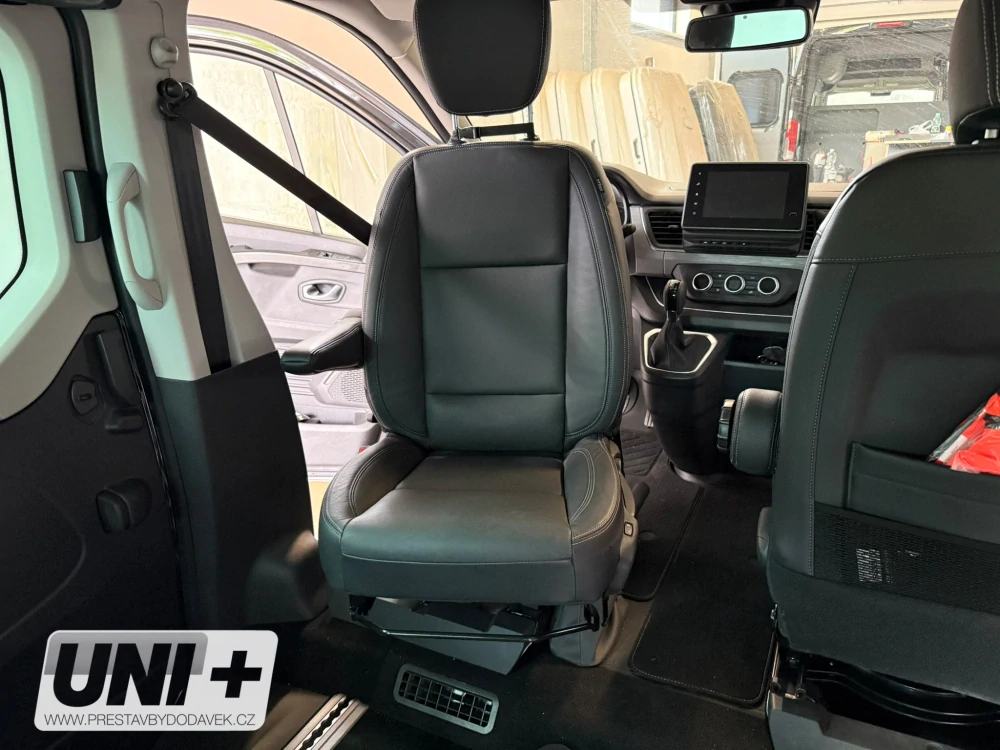 Otočná konzole pro Renault Trafic X82 - strana řidiče