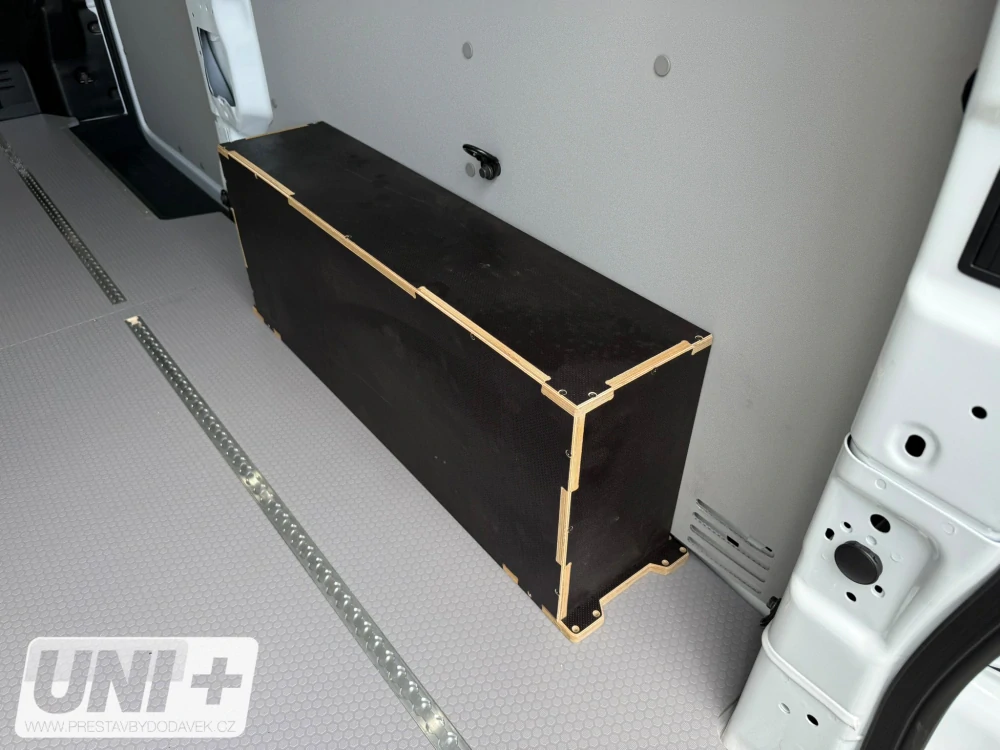Kryty podběhů - překližka Ford Transit Custom V710, Volkswagen Transporter T7