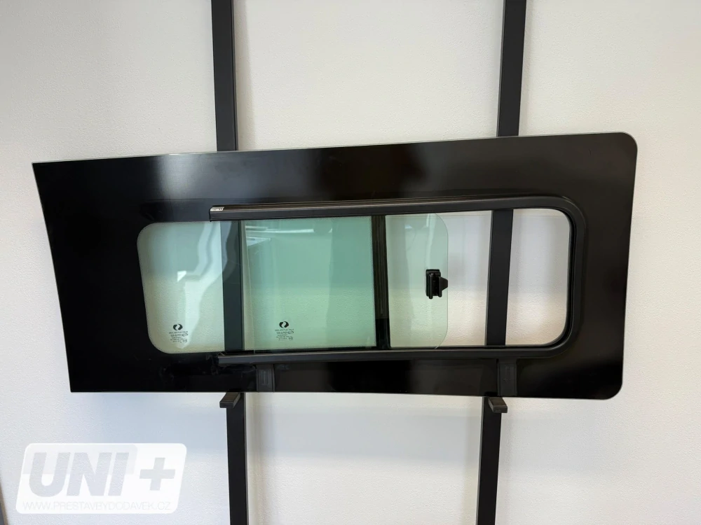 Boční levé posuvné okno - Ford Transit Custom V362