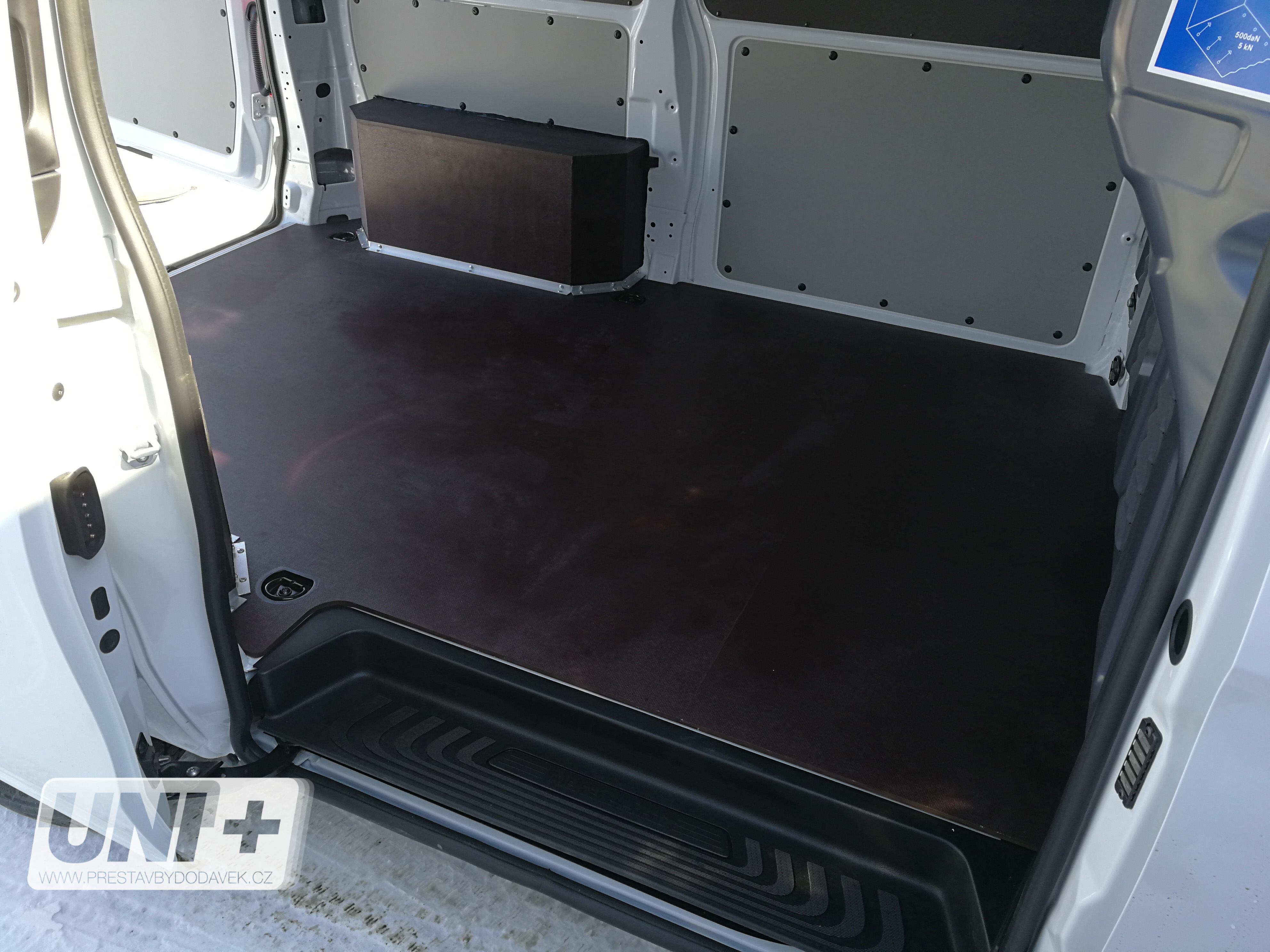 Podlaha - překližka 9 mm Mercedes-Benz Vito (L1)