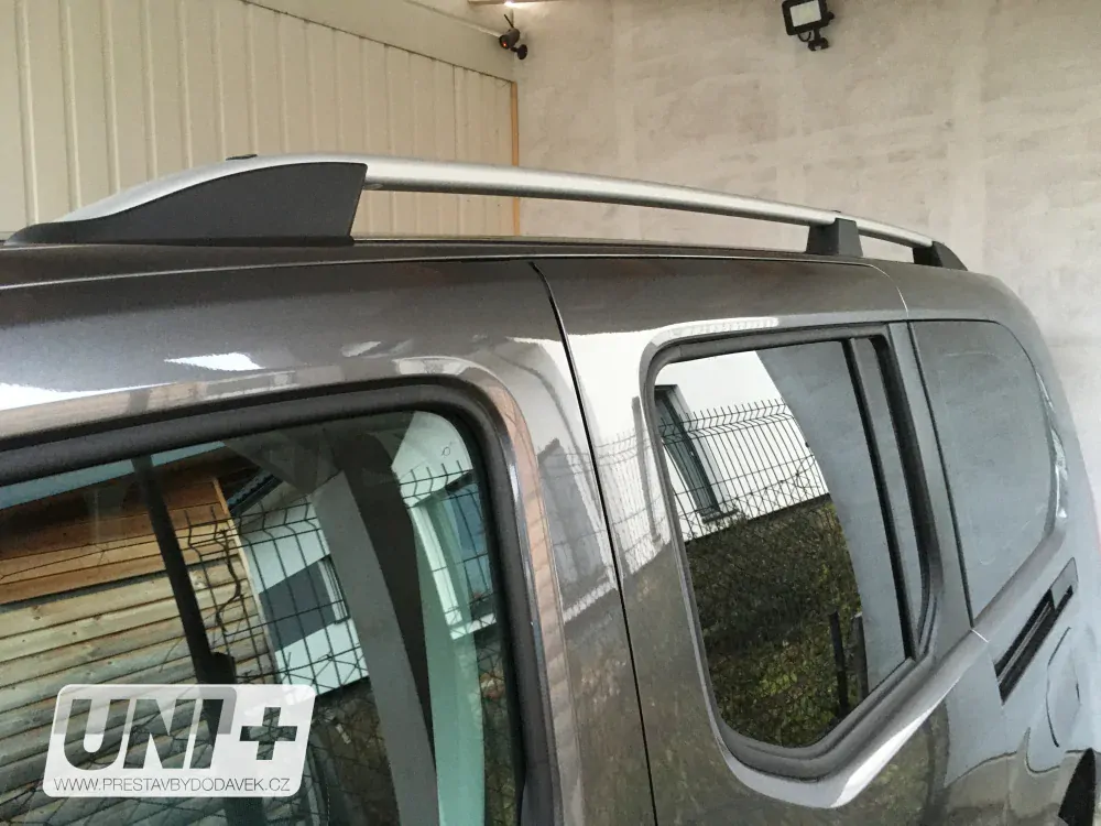 Omtec podélné střešní nosiče stříbrné – Citroen Berlingo / Peugeot Partner / Opel Combo / Toyota PROACE CITY | krátká verze