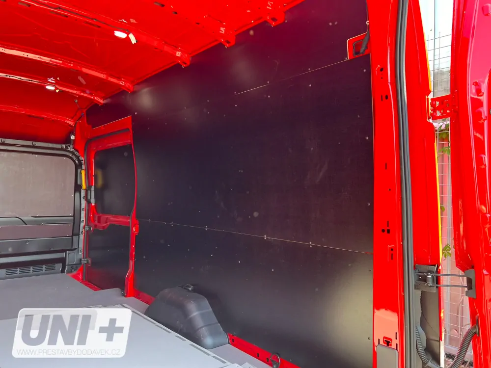 Obložení bočních stěn - překližka 4 mm Ford Transit L4H3