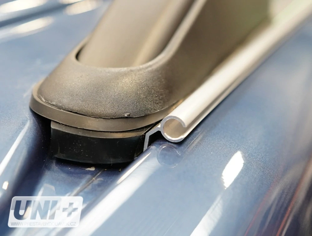 Kedrová lišta do přípravy na střeše pro Citroen Berlingo, Peugeot Partner, Opel Combo, Toyota PROACE CITY | krátká