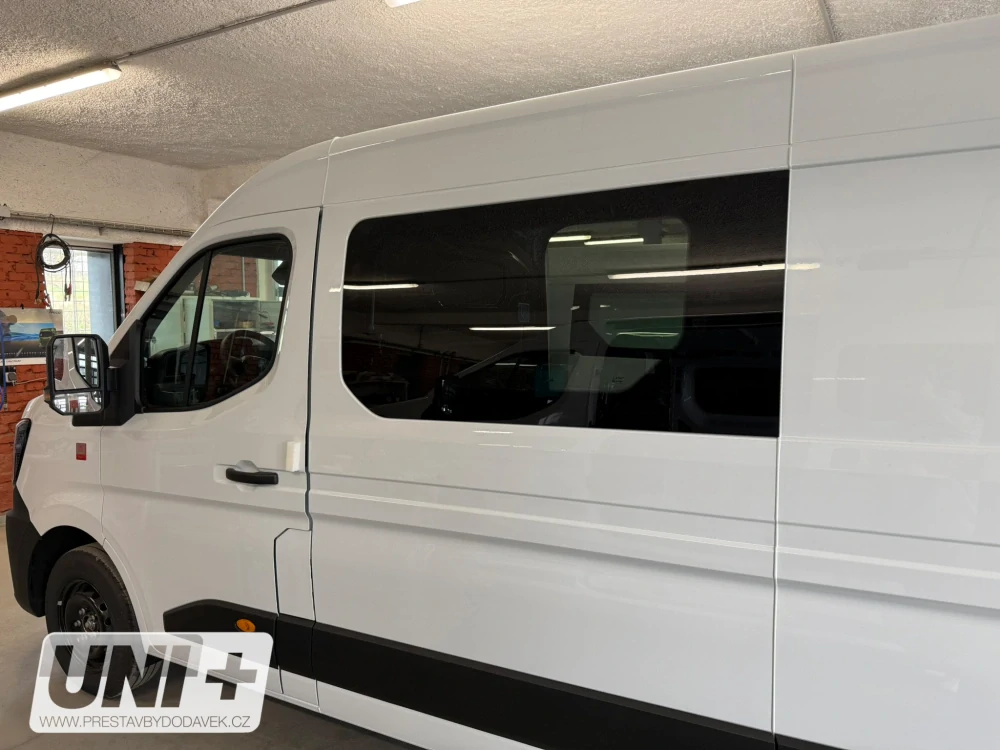 Boční levé pevné okno L2, L3 | Renault Master XDD / Nissan Interstar XDD