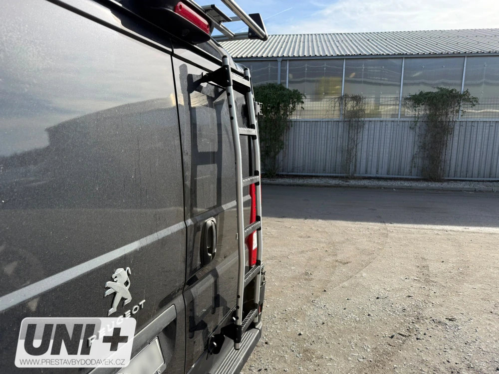 Žebřík Rhino – Citroën Jumper / Fiat Ducato / Peugeot Boxer / Opel Movano | H1