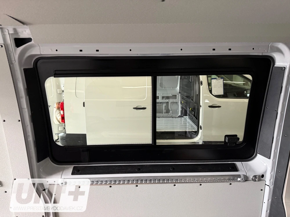 Boční levé posuvné okno tónované L2, L3 a L4 | Citroen Jumper / Peugeot Boxer / Fiat Ducato / Opel Movano