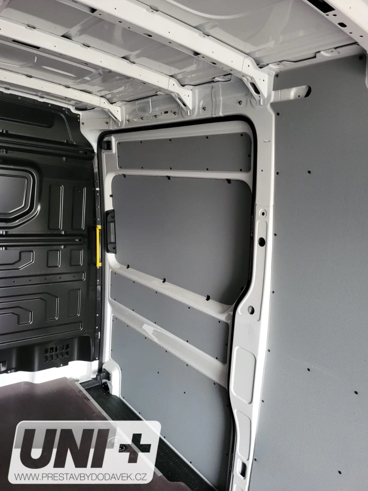 Obložení bočních stěn - polypropylen IP 4 mm Volkswagen Crafter / MAN TGE (L5H3)