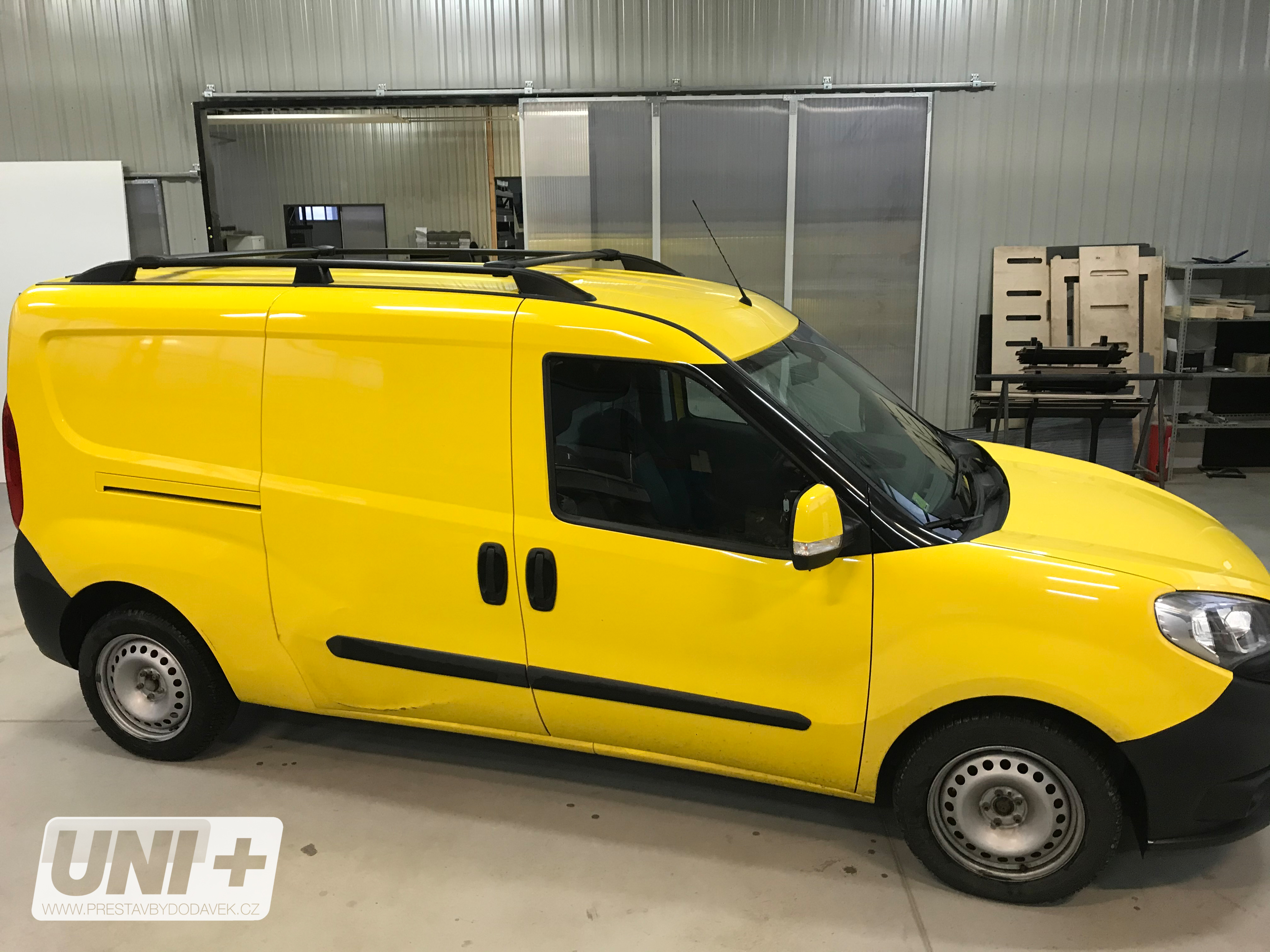 Omtec příčníky černé - Fiat Doblo / Opel Combo