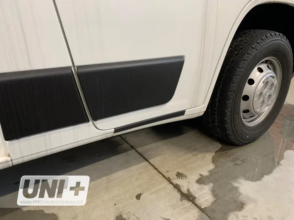 Nástupní celoplastové kryty prahů – Fiat Ducato / Citroen Jumper / Peugeot Boxer