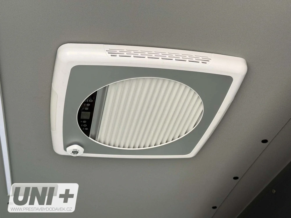 Střešní ventilátor VanVent Carbest | tint