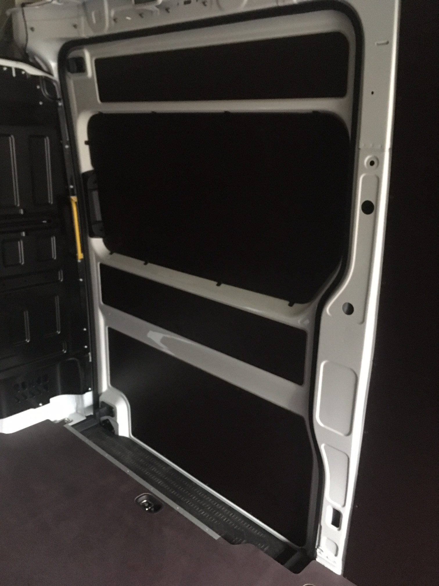 Obložení bočních stěn - překližka 6,5 mm Volkswagen Crafter / MAN TGE (L5H3)