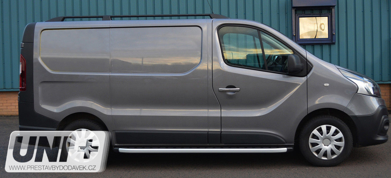 Omtec podélné střešní nosiče černé - Renault Trafic / Opel Vivaro / Fiat Talento (L1)