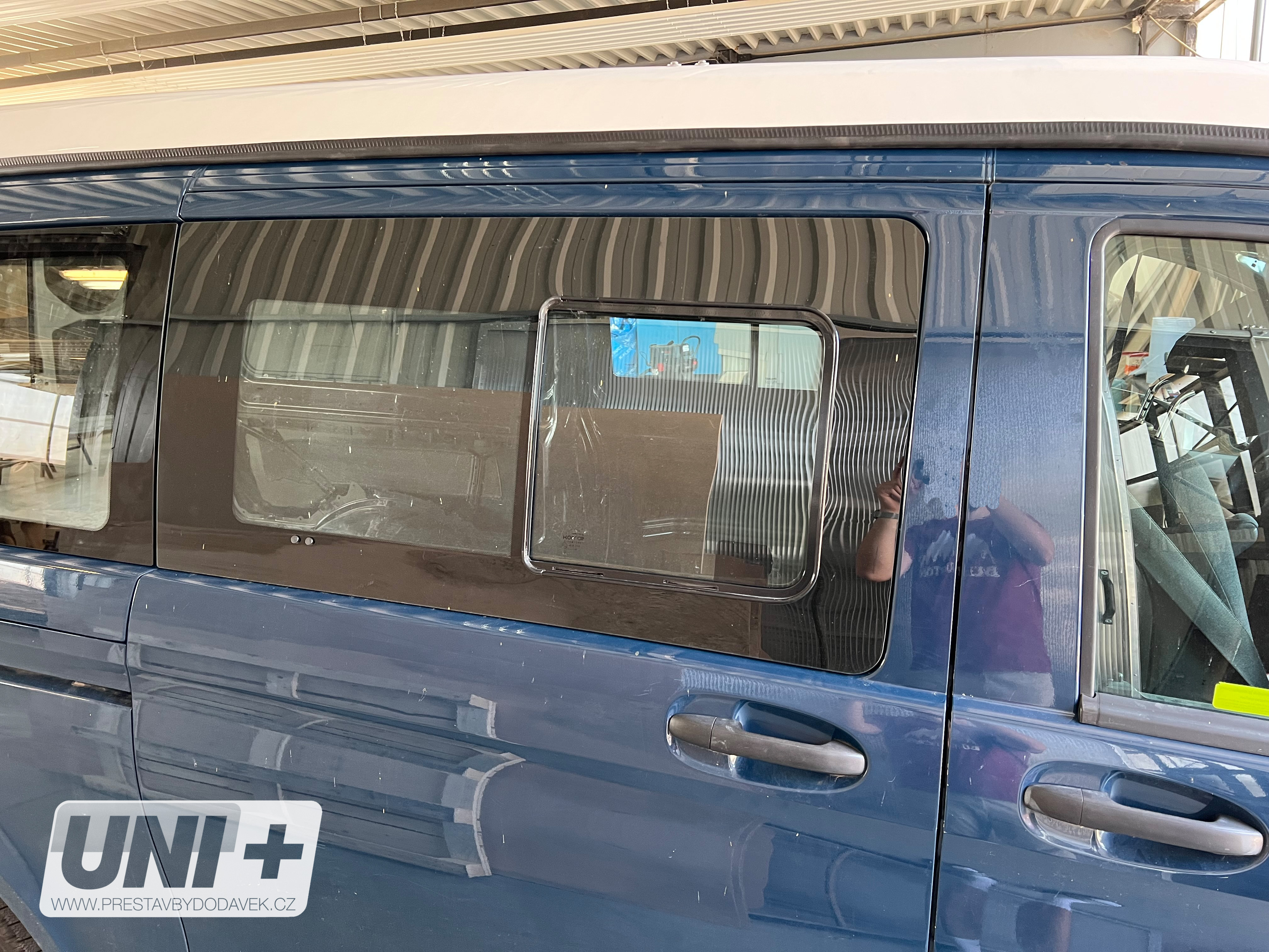 Boční pravé posuvné okno - Mercedes-Benz Vito W447