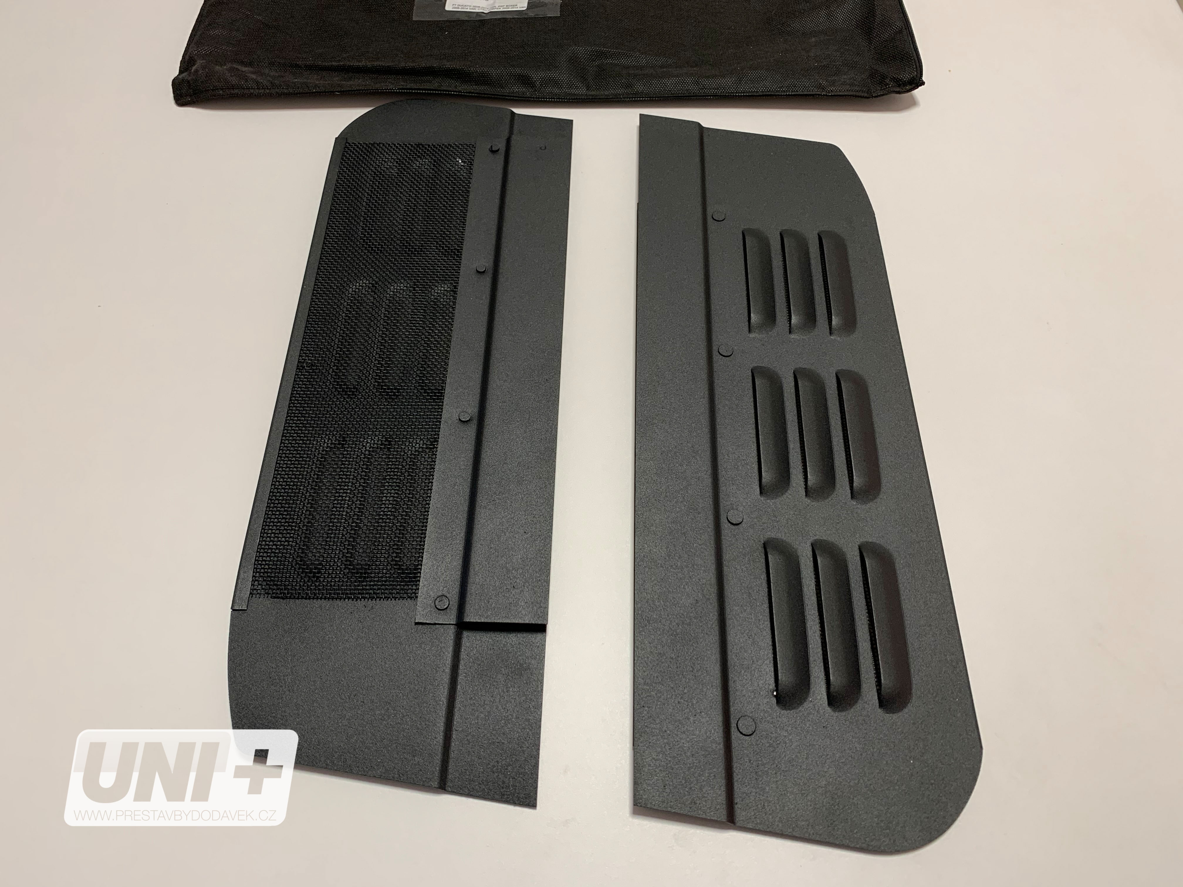 Okenní větrací mřížka Citroen Jumper / Peugeot Boxer / Fiat Ducato (2007-)