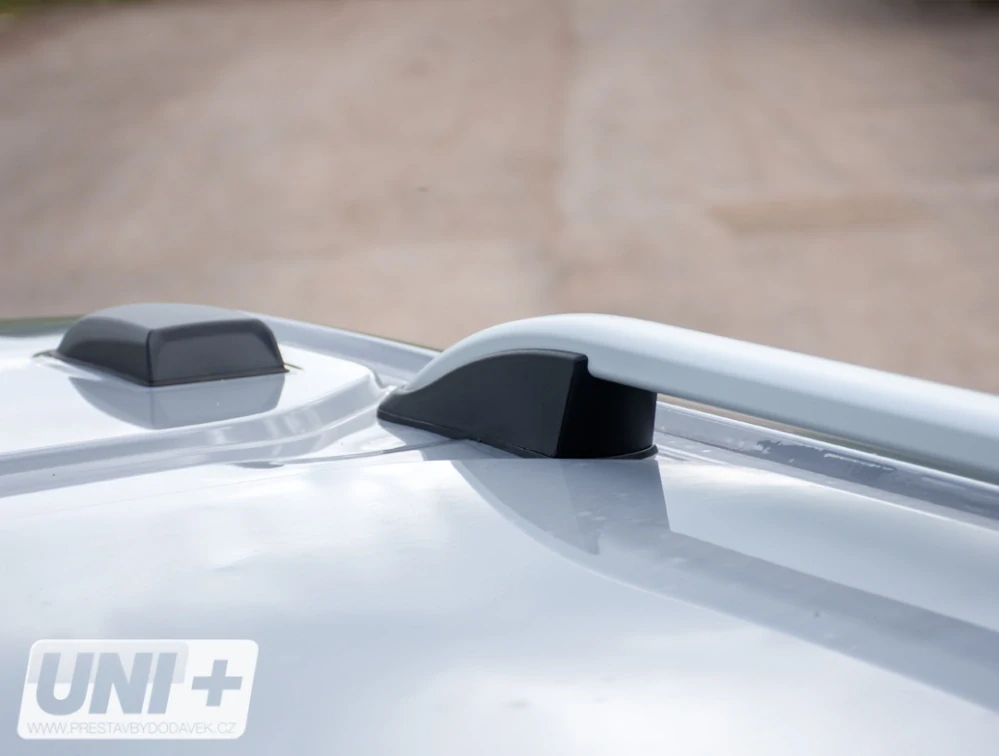 Omtec podélné střešní nosiče stříbrné - Ford Transit Custom V710 L1 (SWB)