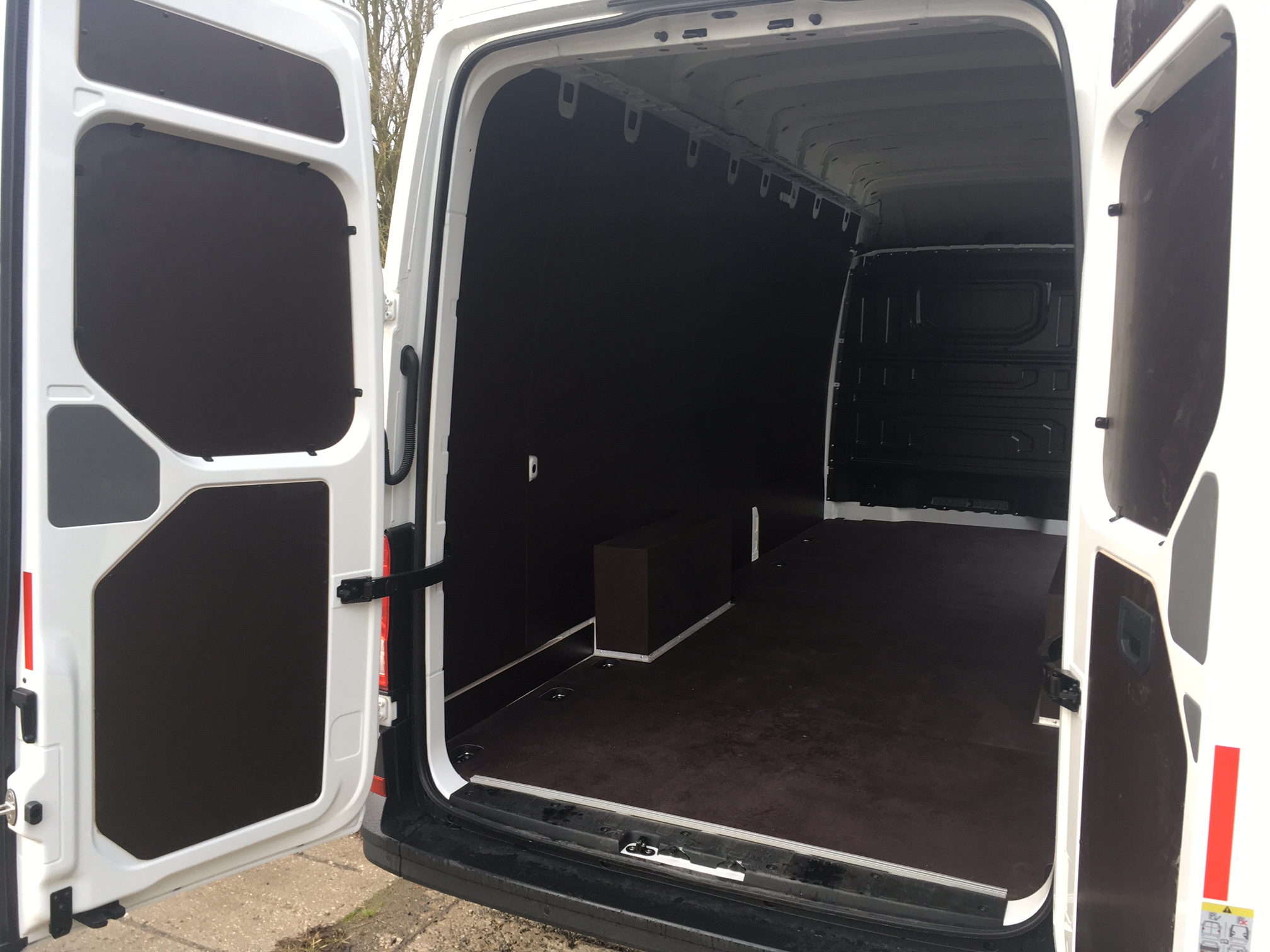 Obložení bočních stěn - překližka 6,5 mm Volkswagen Crafter / MAN TGE (L5H3)