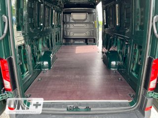 Podlaha - překližka 12 mm Volkswagen Crafter / MAN TGE (L5) | zakrytý schod