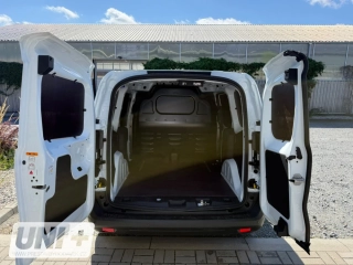 Obložení bočních stěn - překližka 4 mm Ford Transit Courier