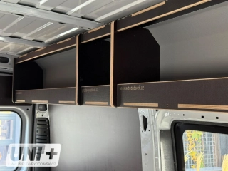 Poličková sestava pro dodávku Stellantis X250/X290 L2H2 – levá horní část