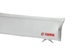 Fiamma CaravanStore Evo – markýza určená k montáži do kedrové lišty.