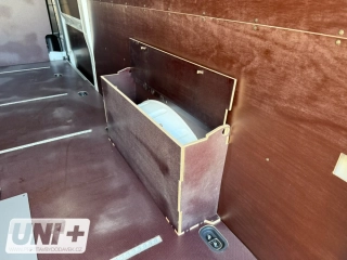 Kryty podběhů s pantem - překližka Volkswagen Crafter / MAN TGE | FWD